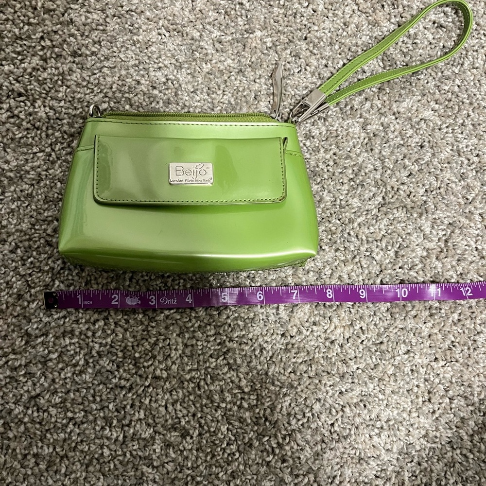 Beijo Green Wristlet Bag